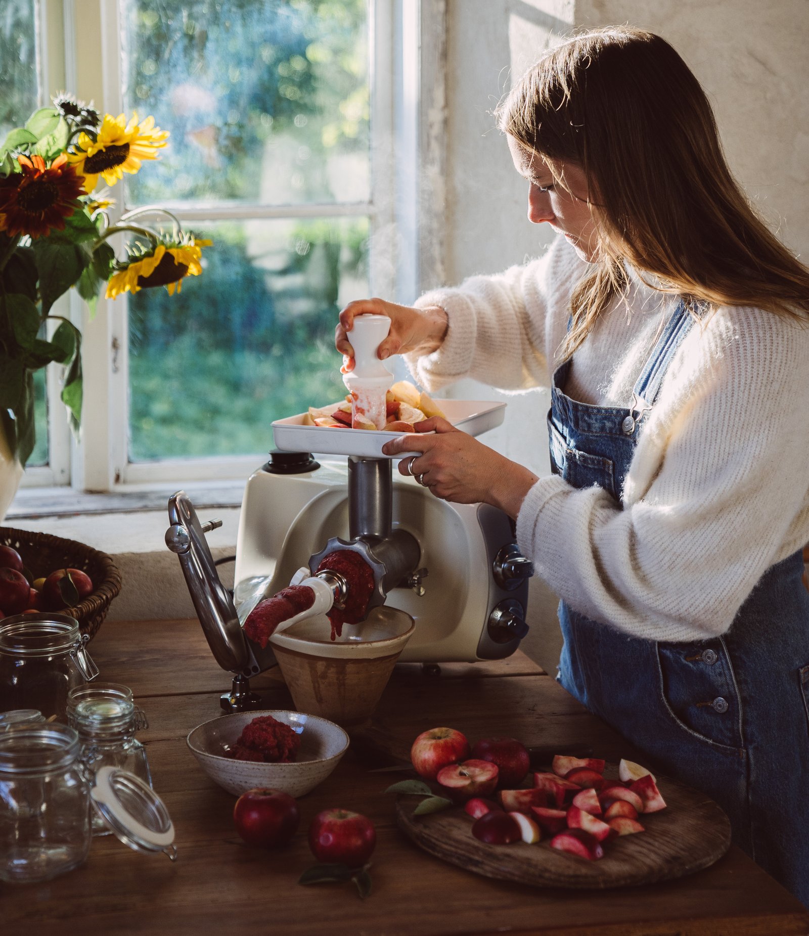 Explore the Strainer