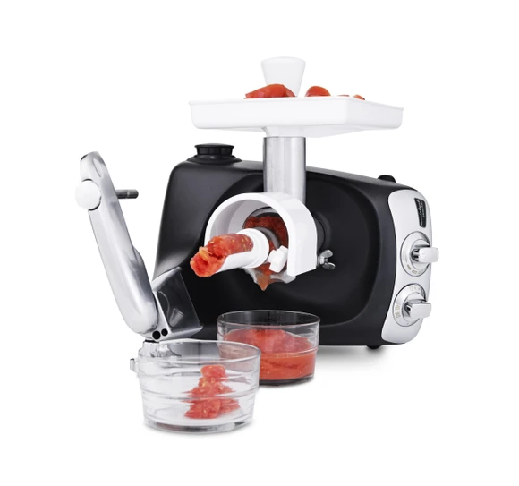 Ankarsrum Assistent Original with the Strainer attached, making fresh tomato sauce.