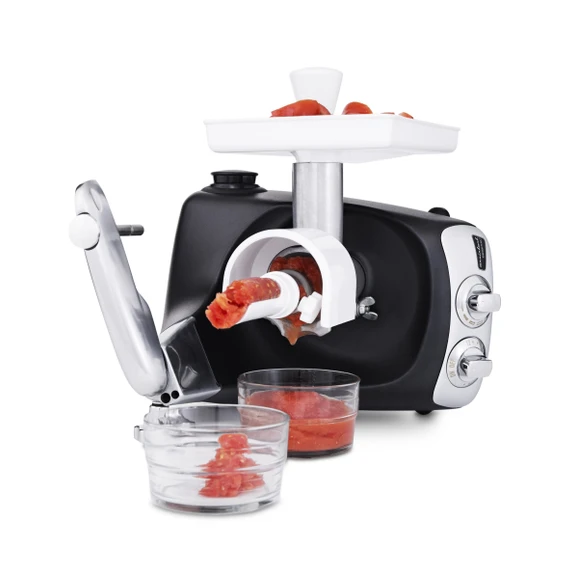 Ankarsrum Assistent Original with the Strainer attached, making fresh tomato sauce.