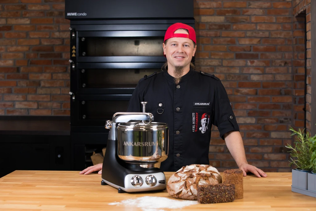 Axel Schmitt with Ankarsrum Assistent Original