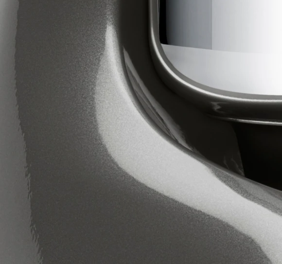 Nahaufnahme der Ankarsrum Assistent Original in der Farbe Black Chrome.
